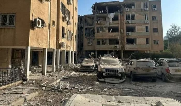 _iranisrael_di_ambang_perang_besar_dunia_cemas