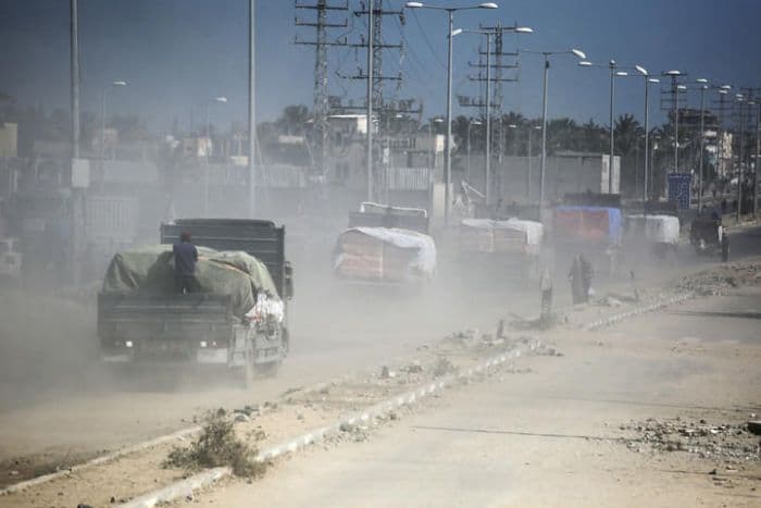 pasca_serang_gaza_israel_kembali_berlakukan_gencatan_senjata_dan_kirim_bantuan