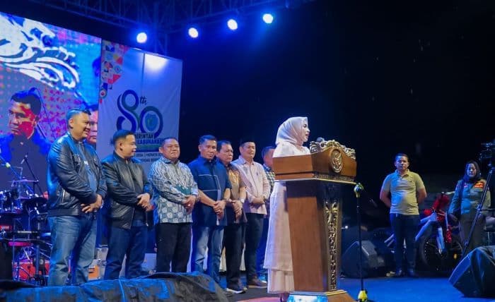 rangkaian_acara_hut_ke80_pemkab_labuhanbatu_berakhir_31_tokoh_terima_penghargaan_
