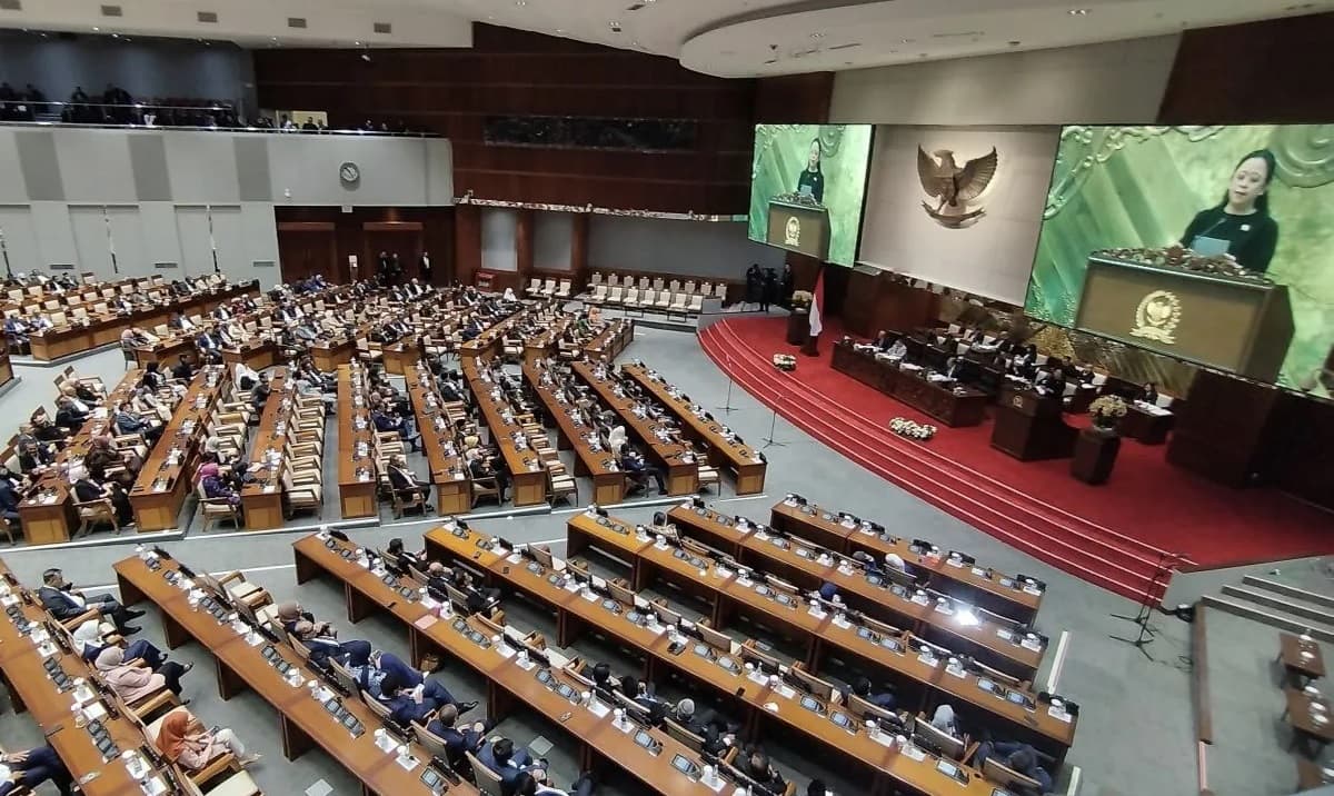 ketua_dpr_ingatkan_pemerintah_jalankan_program_harus_utamakan_rakyat