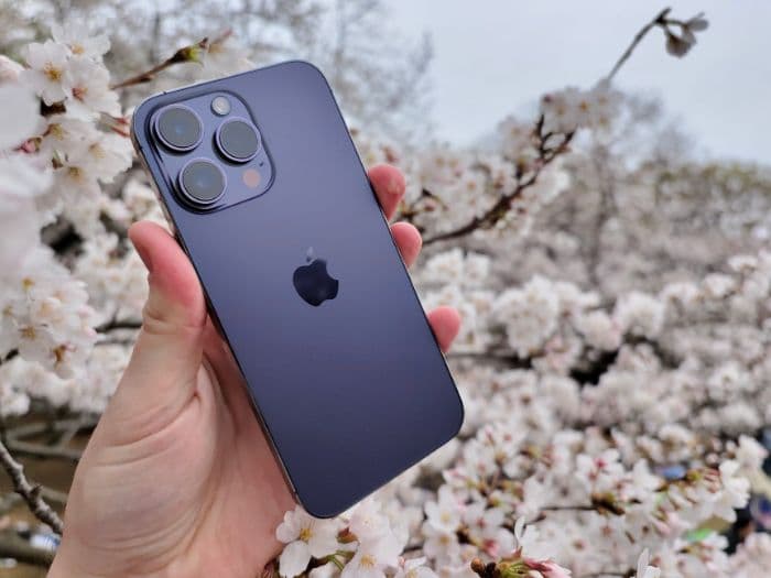 apple_hentikan_penjualan_3_seri_iphone