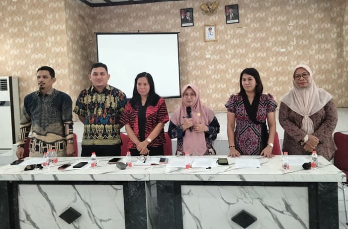 pergantian_kepsek_smkn_10_disetujui_orang_tua_ungkap_nama_pengganti