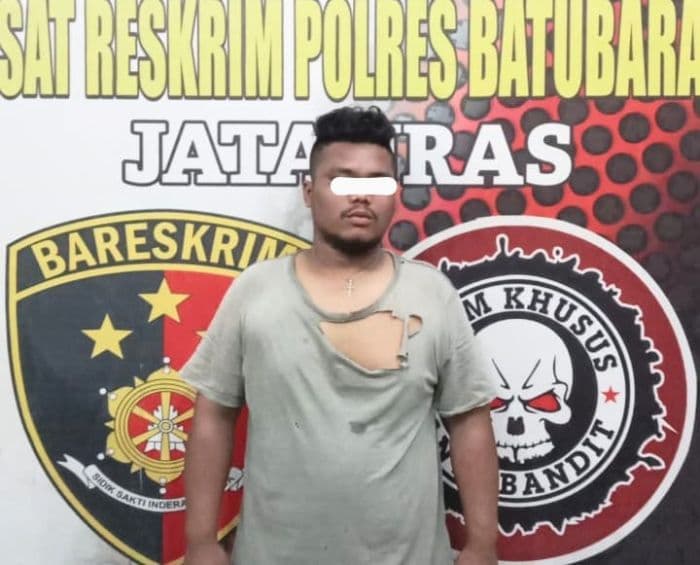 polisi_ringkus_penjudi_togel_online_di_batu_bara