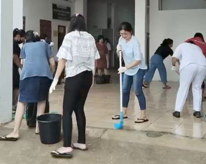 rsud_parapat_rugi_rp5_miliar_pasca_banjir_bandang