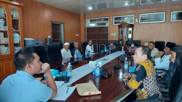 dprd_medan_minta_perekrutan_kepling_titi_papan_dilakukan_secara_transparan