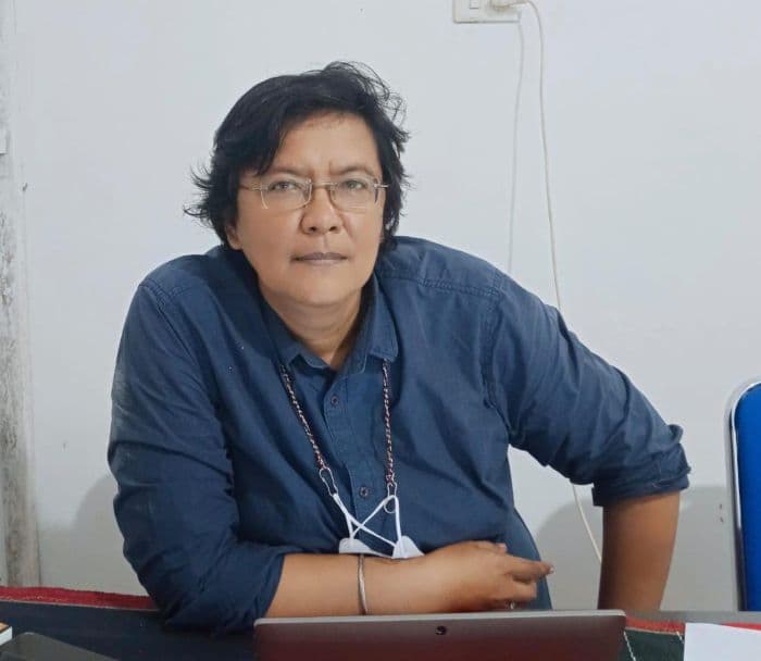 ketua_smsi_samosir_soroti_video_dugaan_kadis_pendidikan_marah_pada_guru_smpn_1_sianjur_mulamula
