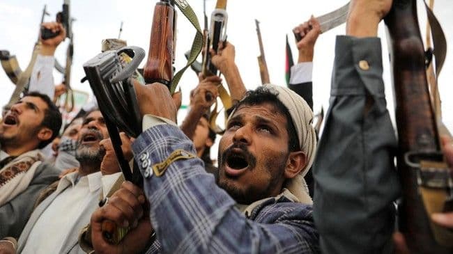 balasan_ke_israel_houthi_umumkan_blokade_maritim_pelabuhan_haifa_