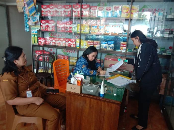 pemkab_dairi_imbau_psa_dan_toko_obat_untuk_mengurus_izin_baru