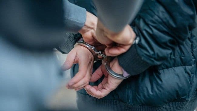 polisi_tangkap_enam_pelaku_terkait_grup_facebook_fantasi_sedarah_dan_suka_duka