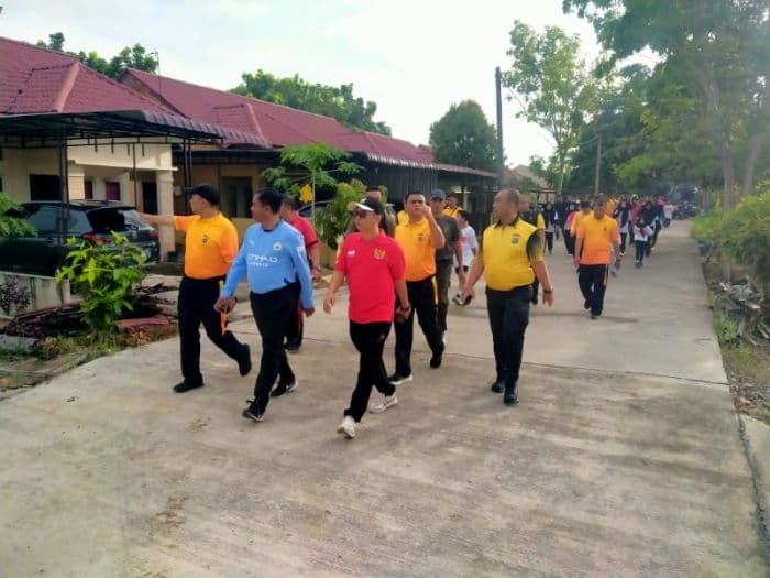 meriah_polres_sergai_gelar_jalan_santai_sambut_hut_bhayangkara_ke79