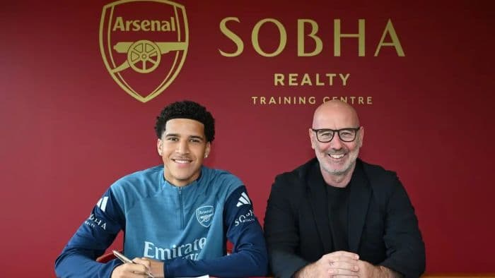 demiane_agustien_gelandang_muda_berdarah_indonesia_resmi_gabung_arsenal_u21