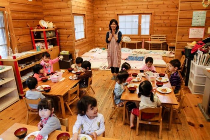 disiplin_tanpa_tekanan_cara_jepang_bentuk_karakter_anak_sejak_dini