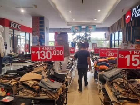 fenomena_rojali_akademisi_siantar_cerminan_daya_beli_masyarakat_melemah