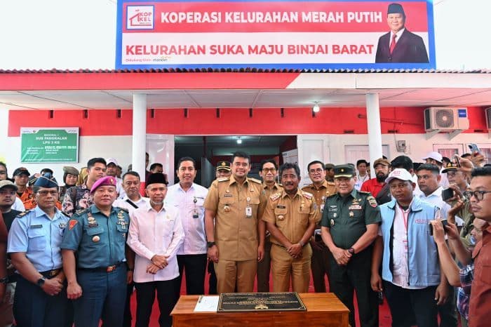 gubsu_resmikan_koperasi_merah_putih_di_binjai_potensi_ekonomi_capai_rp25_miliar