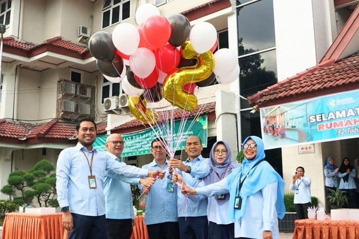 rsup_h_adam_malik_rayakan_hut_ke32_fokus_tingkatkan_layanan_kesehatan_sumut