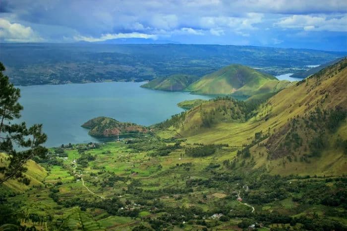 uji_faktual_dua_validator_unesco_global_geopark_kunjungi_situs_geologi_kaldera_toba