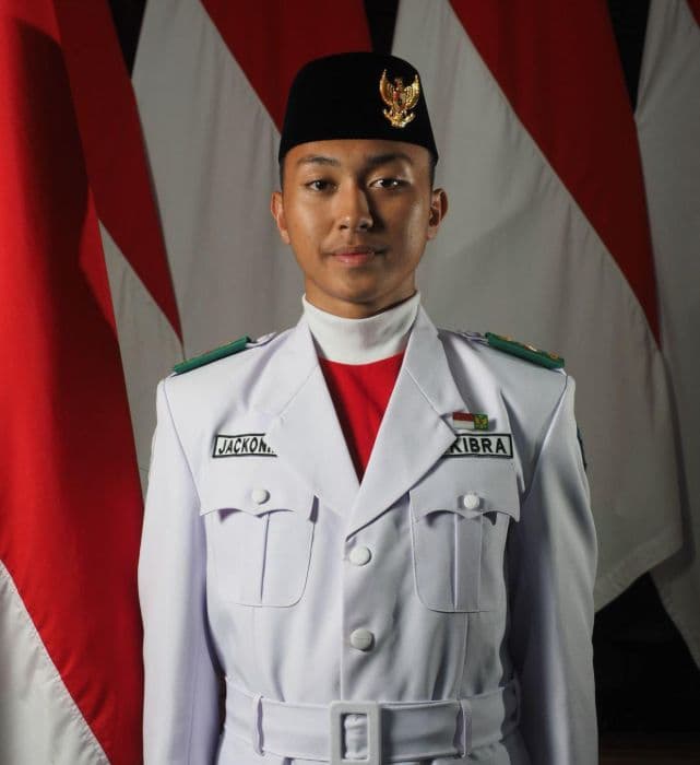 pelajar_sma_1_medan_jadi_paskibra_nasional_pada_hut_ke80_ri_di_kemendikdasmen