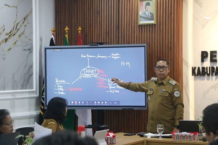 bupati_taput_dorong_optimalisasi_anggaran_187_miliar_dana_mbg_harus_tingkatkan_kesejahteraan_petani