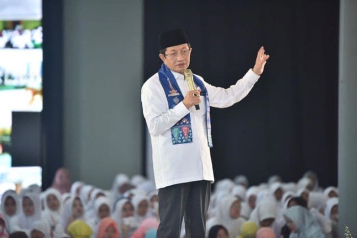 kado_satu_tahun_pemerintahan_prabowogibran_dana_bos_madrasah_dan_ra_rp4_triliun_disalurkan_pekan_ini