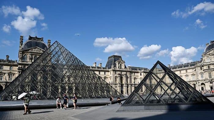 museum_louvre_sebut_tak_ada_tunjuk_firma_israel_untuk_selidiki_perampokan