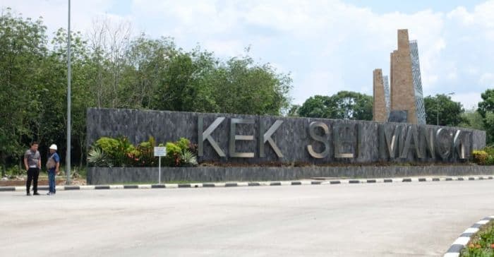 tripatra_bio_energi_angkasa_bangun_pabrik_bio_avtur_di_kek_sei_mangkei_serap_tenaga_kerja_lokal