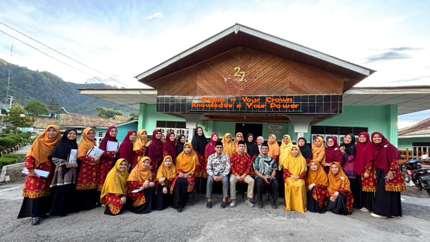 guru_pesantren_darul_mursyid_tapsel_diminta_tingkatkan_kualitas_dengan_pendekatan_holistik