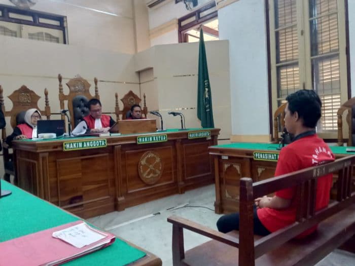 bawa_samurai_untuk_tawuran_di_medan_remaja_ini_dihukum_dua_tahun_penjara