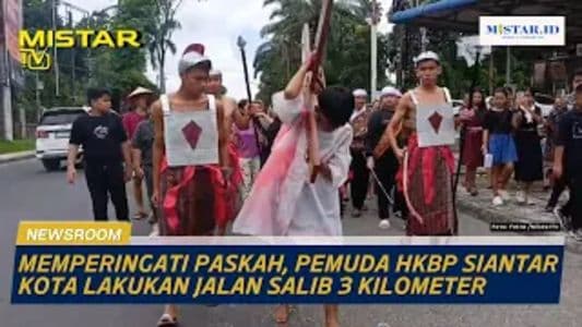 newsroom_memperingati_paskah_pemuda_hkbp_siantar_kota_lakukan_jalan_salib_3_kilometer