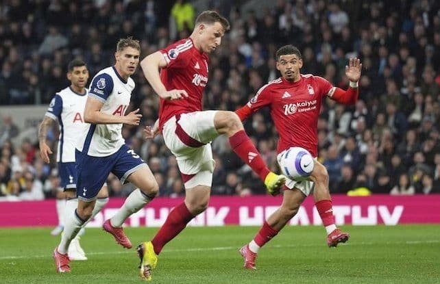 tottenham_vs_nottingham_forest_menang_21_rekor_easter_monday_berlanjut