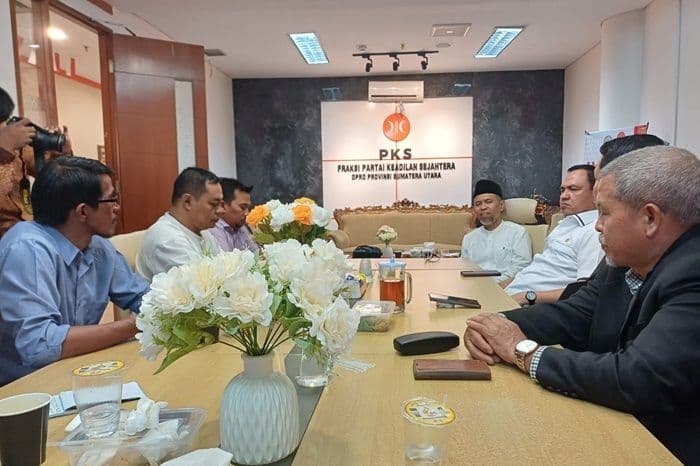 fraksi_pks_dprd_sumut_ajak_insan_pers_bersinergi_wujudkan_program_kerja