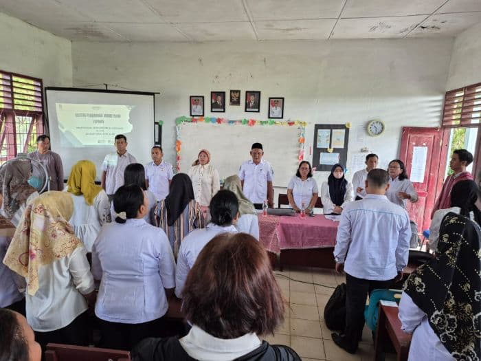 sekolah_diminta_dapat_sosialisasikan_spmb_simalungun_ke_warga