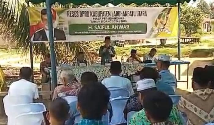 warga_hasang_labura_minta_pengaspalan_dan_pembangunan_bronjong_dilanjutkan_