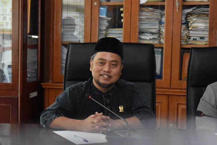 komisi_i_dprd_medan_apresiasi_program_tebus_ijazah_siswa_tidak_mampu