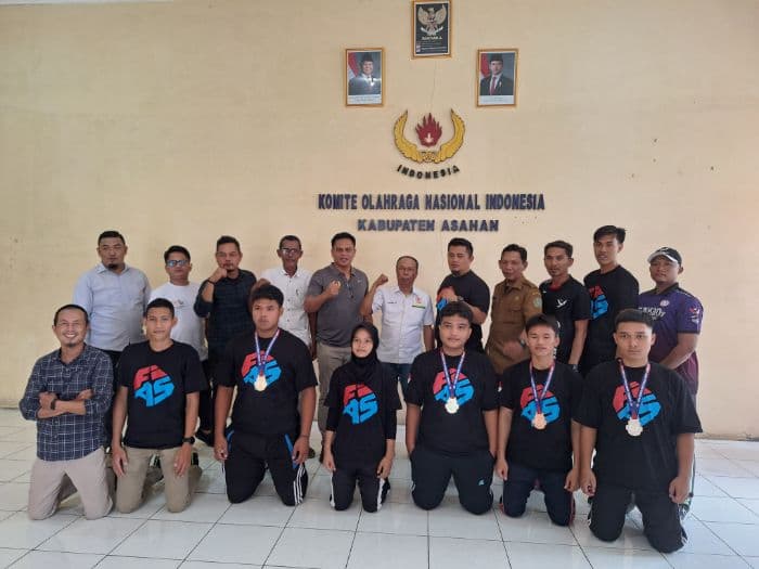 atlet_sambo_asal_asahan_sabet_empat_medali_kejurnas_2025_di_padang