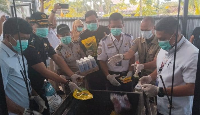 balai_karantina_sumut_musnahkan_komoditas_tanpa_sertifikat_kesehatan