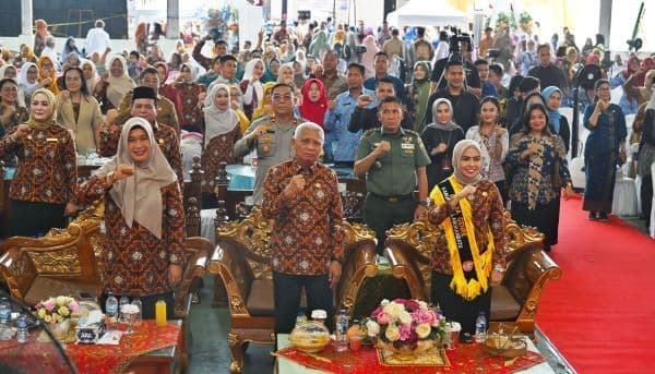 pemprov_sumut_tegaskan_komitmen_bangun_keluarga_tangguh_di_puncak_harganas_ke32_