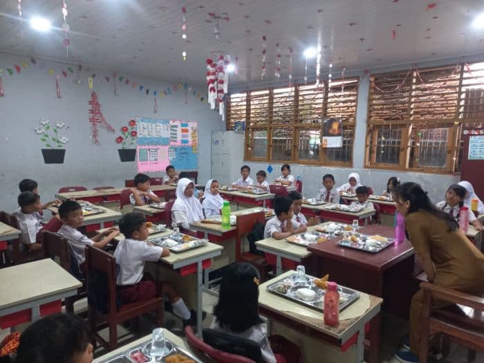 dinkes_sumut_251_sppg_dan_733_ribu_siswa_sudah_terima_mbg