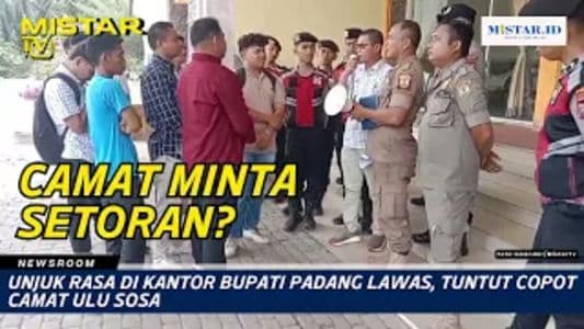 newsroom_unjuk_rasa_di_kantor_bupati_padang_lawas_tuntut_copot_camat_ulu_sosa