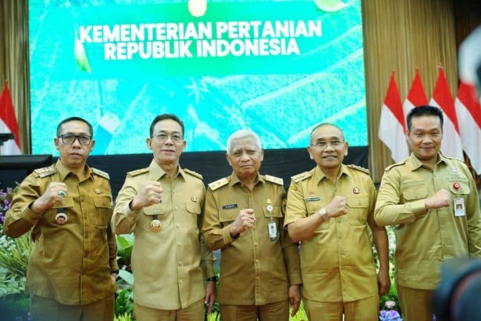 pemkab_simalungun_tegaskan_komitmen_hilirisasi_perkebunan_dorong_kesejahteraan_petani_lokal