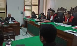 hakim_tunda_sidang_putusan_sela_mantan_anggota_polda_sumut_kasus_penipuan_casis_polri
