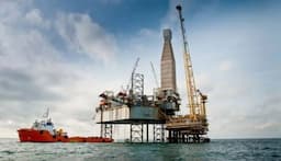 harga_minyak_dunia_naik_didukung_kekhawatiran_pasokan_dan_optimisme_dagang_aschina