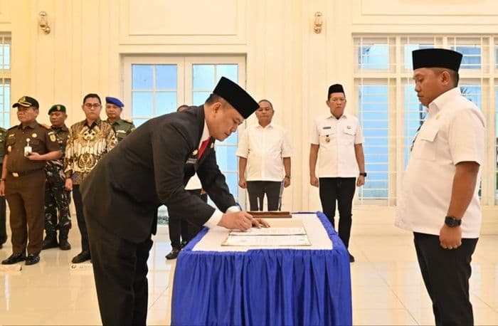 herman_suwito_resmi_dilantik_jadi_sekda_sibolga_wali_kota_tekankan_peran_strategis_birokrasi
