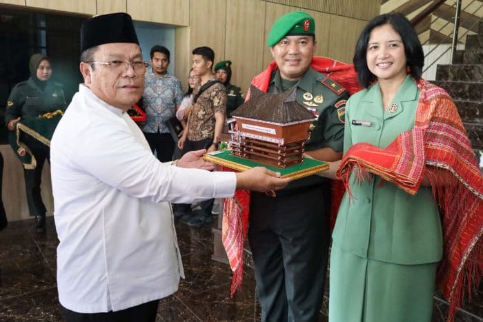 pemko_pematangsiantar_pamerkan_hiou_simalungun_di_ies_forum_dan_expo_2025
