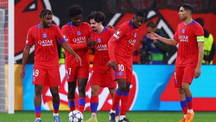 psg_bantai_leverkusen_72_hujan_gol_dan_dua_kartu_merah_warnai_laga_