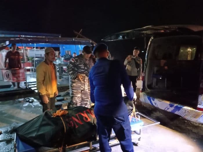4_nelayan_hilang_usai_sampan_bocor_1_ditemukan_tewas
