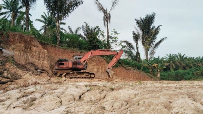 tambang_galian_c_diduga_ilegal_bebas_beraktivitas_di_desa_penggalian_sergai