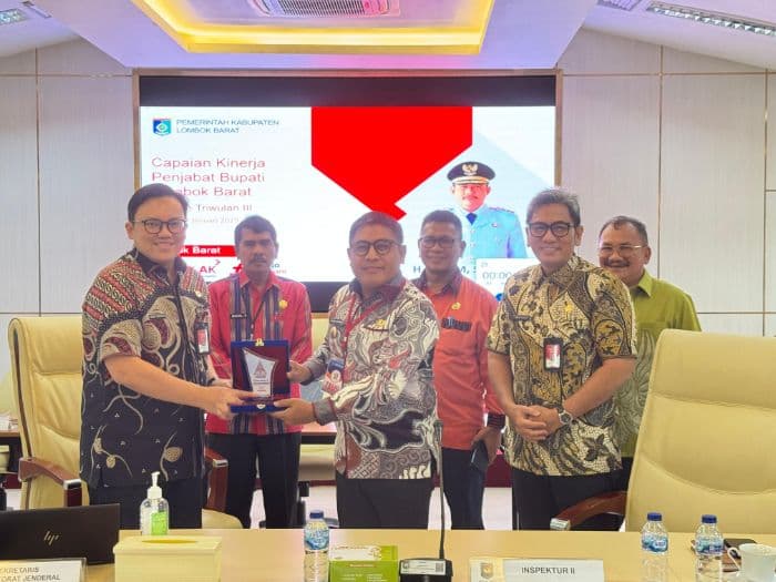 usai_paparkan_kinerja_di_kemendagri_pj_bupati_taput_akui_adanya_kendala