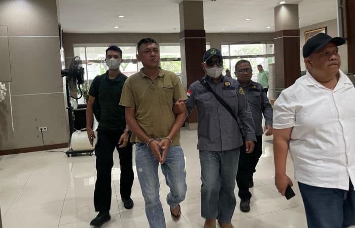 kejati_sumut_tangkap_dpo_kejari_sergai_terpidana_perzinaan_di_siantar