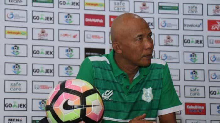 eks_asisten_pelatih_psms_dilarikan_ke_rs_kondisi_belum_sadar