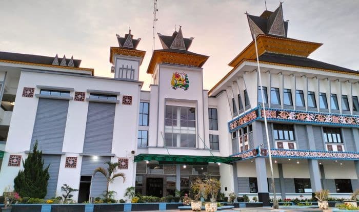 dirut_rsud_karo_dan_kadis_ppa_ternyata_sudah_dua_hari_dibebastugaskan